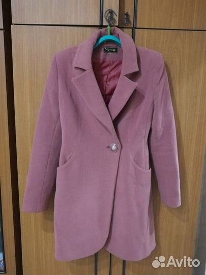 Пальто размер 44