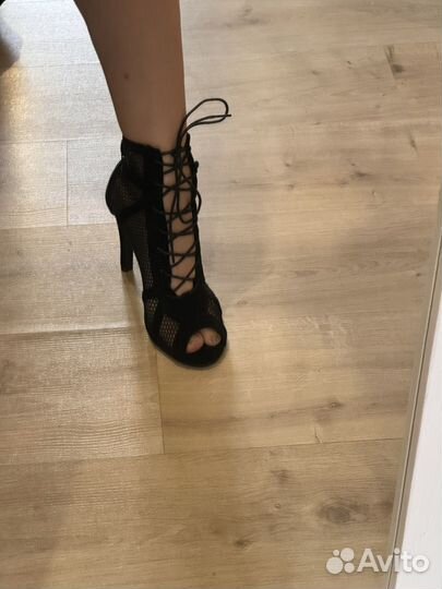 Ботильоны в сетку