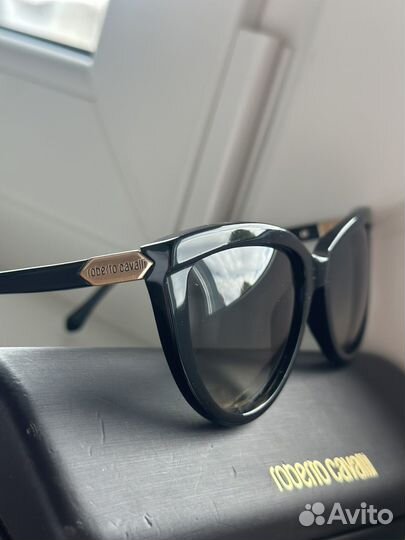 Солнцезащитные очки roberto cavalli 787s