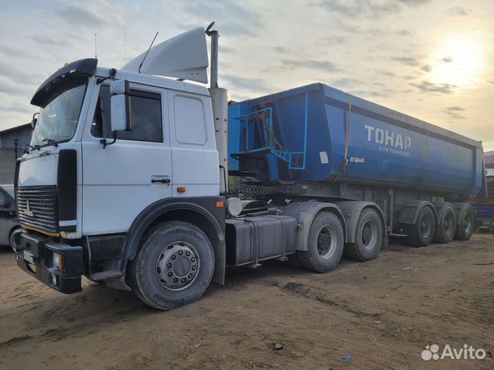 Услуги тягачей с самосвальными полуприцепами тонар