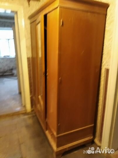 Шкаф бу советский