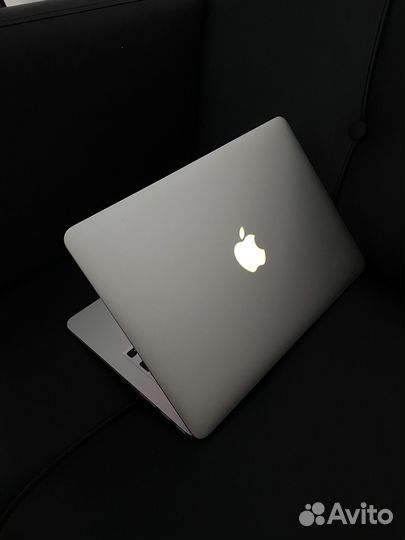 Apple Macbook Pro 13 Retina 2015 (Core i5/8GB)