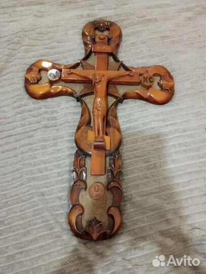 Крест ручной работы