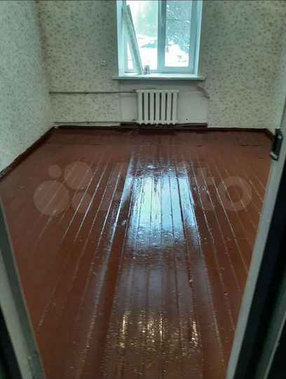 Комната 18 м² в 3-к., 1/3 эт.