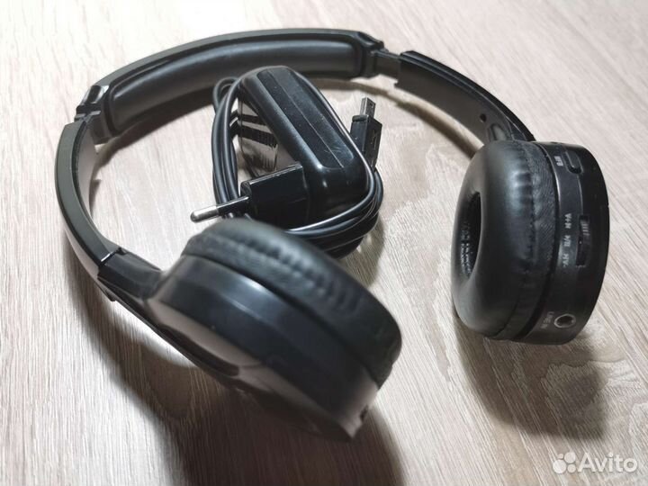 Беспроводные bluetooth наушники Ritmix