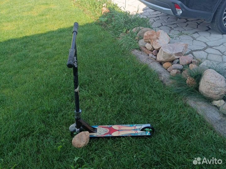 Трюковой самокат(парковый) KMS