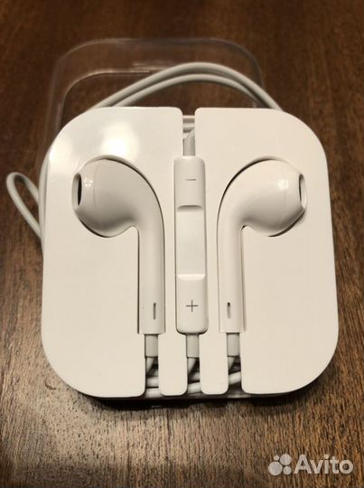 Наушники для iPhone проводные