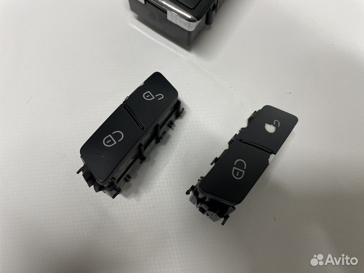 Оригинальный блок стеклоподъемника и замка MB w204