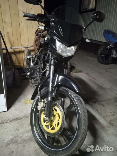 Stels 200