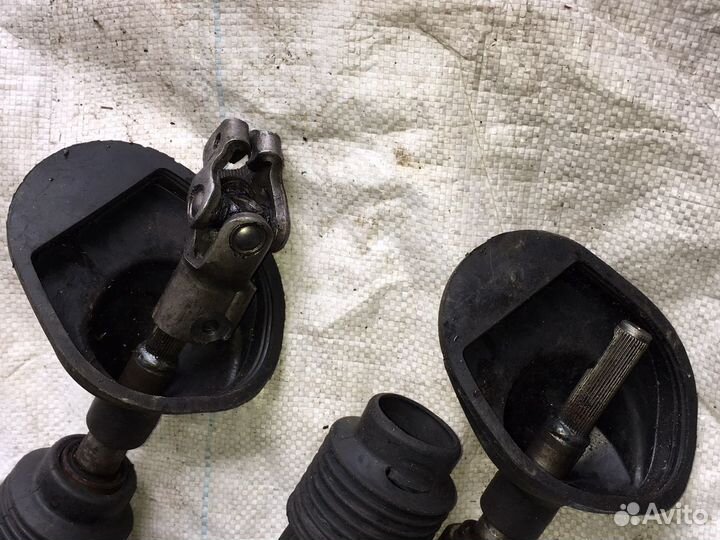 Рулевой карданчик Maздa 626 GE 91-97 гг