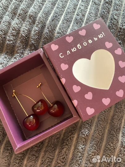 Серьги и брошь