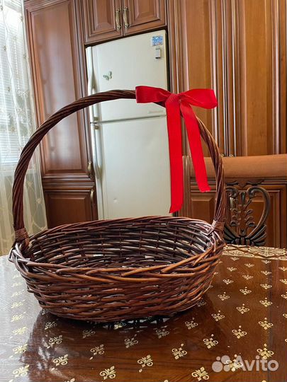 Корзина плетеная