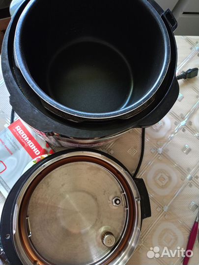 Мультиварка скороварка Redmond RMC-M4504