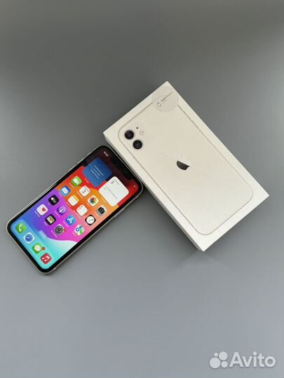 iPhone 11, 64 ГБ