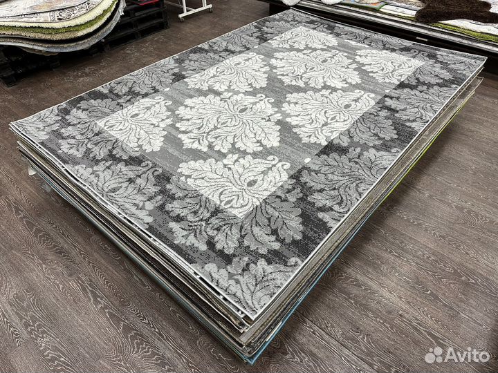 Ковер новый 2х3