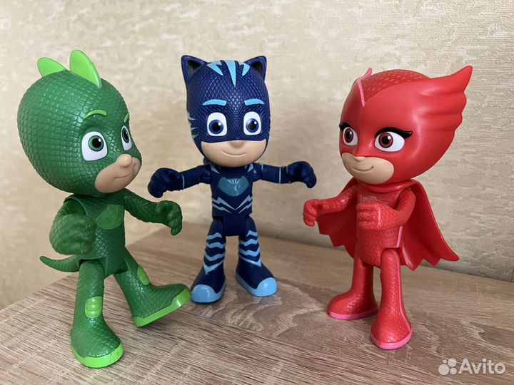 Игрушки Герои в масках