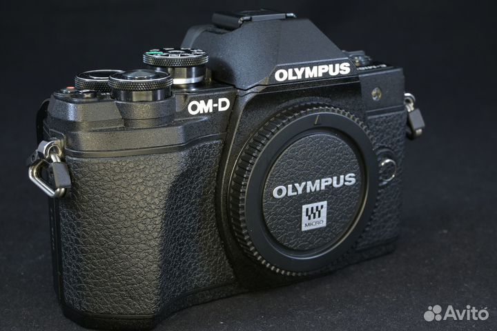 Olympus OM-D E-M10 Mark III body