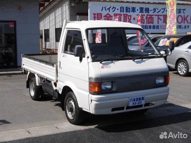 Поворотник на Mazda Bongo nissan vanette левый