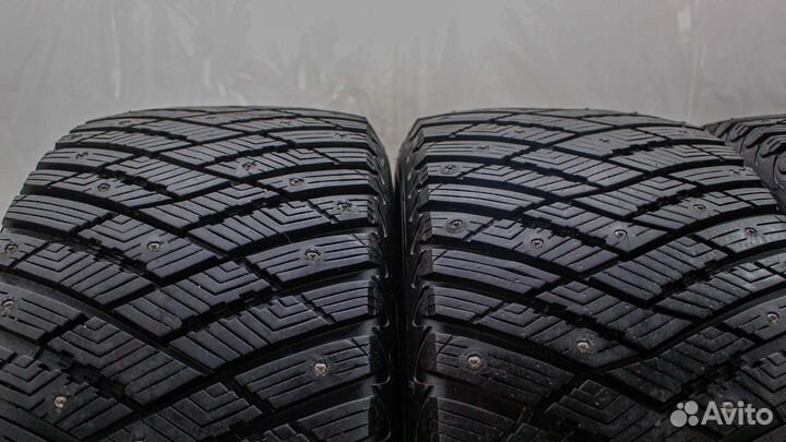 Goodyear UltraGrip Ice Arctic SUV 265/50 R19 110T
