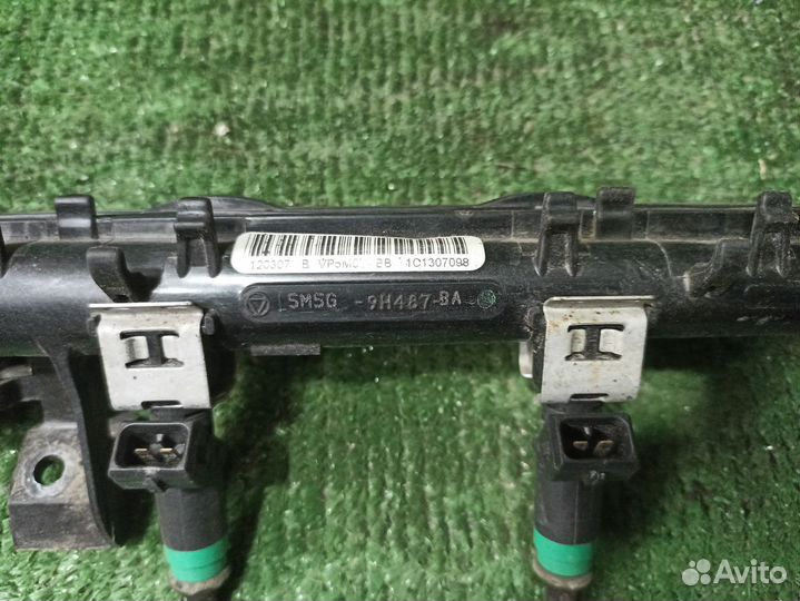 Форсунка инжекторная электрическая Ford Focus II