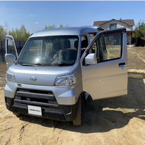 Daihatsu Hijet 0.7 AT, 2018, 85 700 км, с пробегом, цена 955 000 руб.