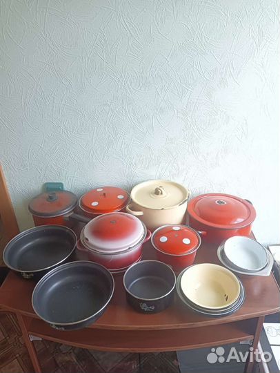 Кастрюли, миски и прочее