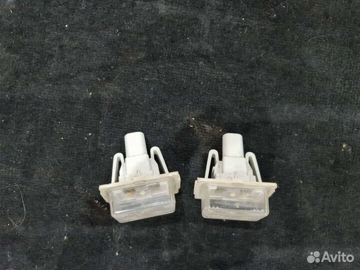 Подсветка заднего номера Mercedes W204 рестайлинг