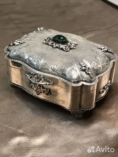 Шкатулка серебряная 800