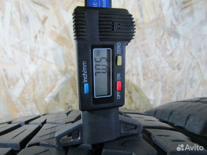 Pirelli Scorpion STR 255/55 R19