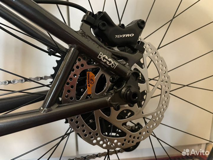 Format 1322, размер L, 2023 года, новый