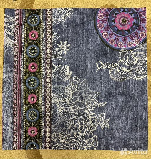 Наволочка 70x70 Desigual