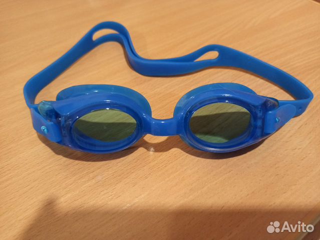Очки для плавания