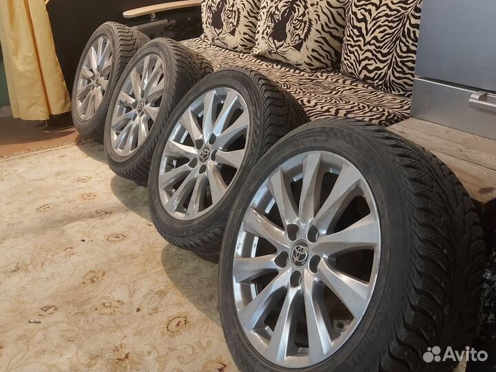 Колеса в сборе r17 Toyota Camry