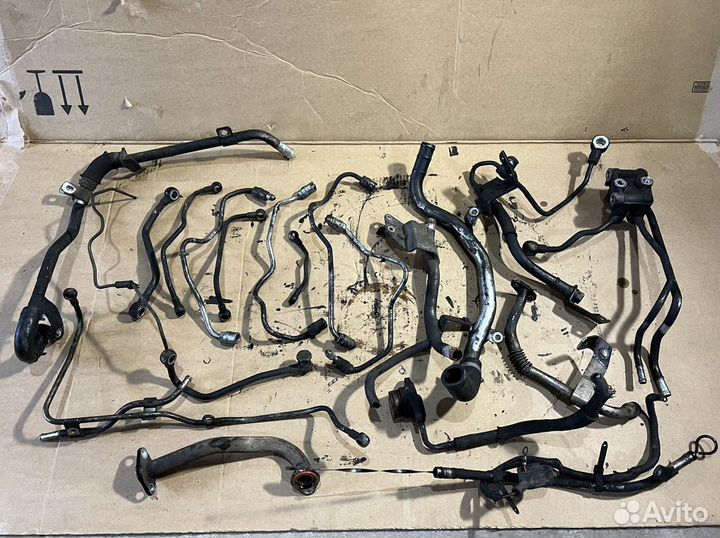 Трубки двигателя на Mitsubishi fuso 4M50