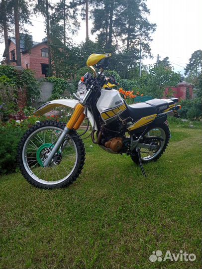Yamaha Serow xt225