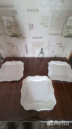 Набор тарелок