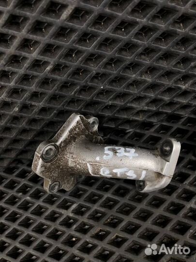 Впускной коллектор на скутер Suzuki Lets 1 2