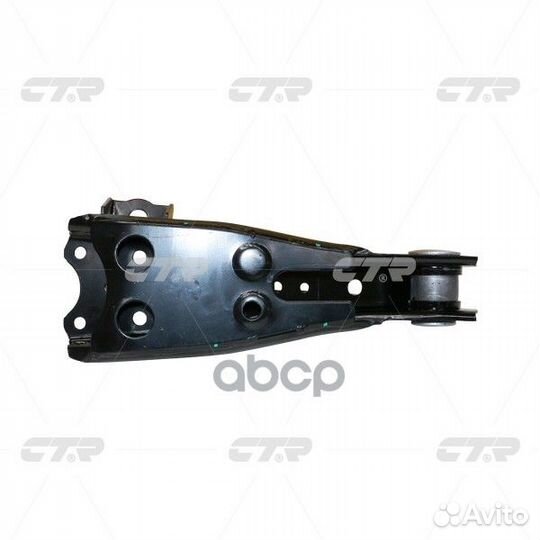 Рычаг подвески передний нижний toyota hiace 04