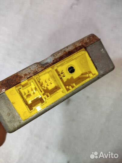 Эбу правой двери bmw 5 e60