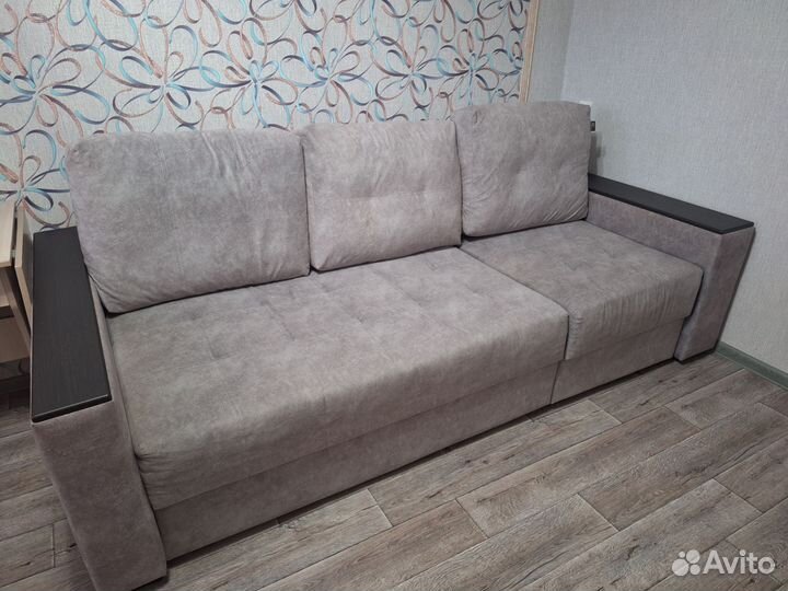 Угловой диван бу