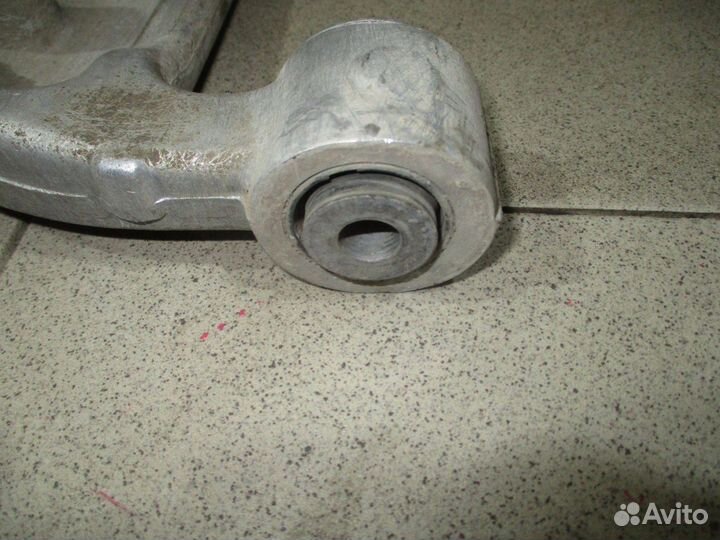 Рычаг задний верхний левый Infiniti FX (S50)