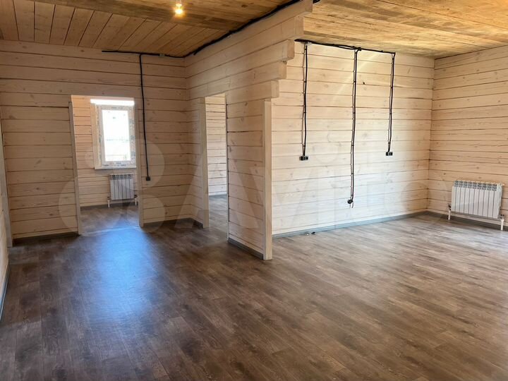 Дом 160 м² на участке 12,8 сот.