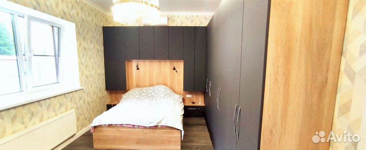 Шкаф распашной на заказ с монтажом