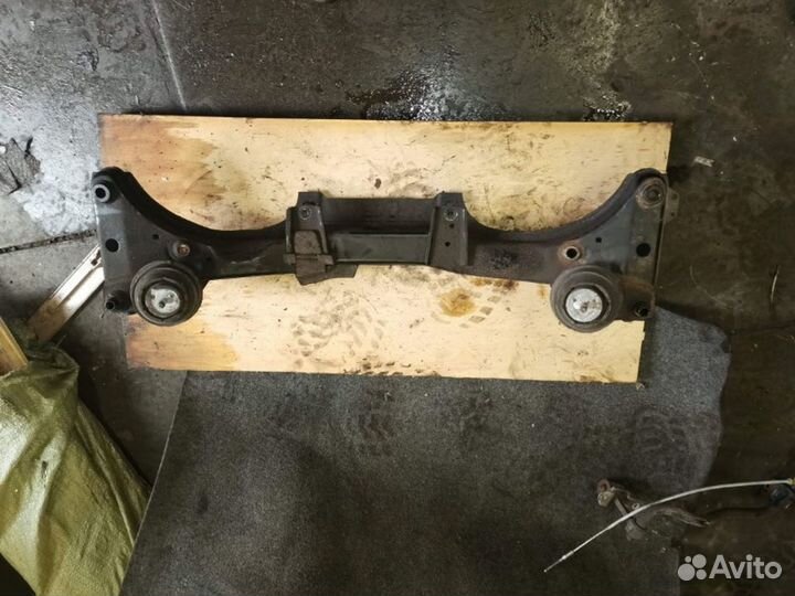 Балка подвески BMW 3 серия е46 купэ 2л бензин 2004