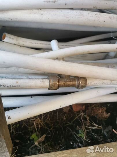 Металлопластиковые трубы, фитинги, тройники, краны