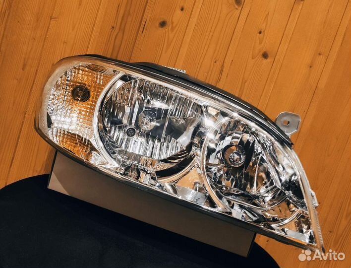 Фара передняя на Kia Spectra Киа Спектра Иж