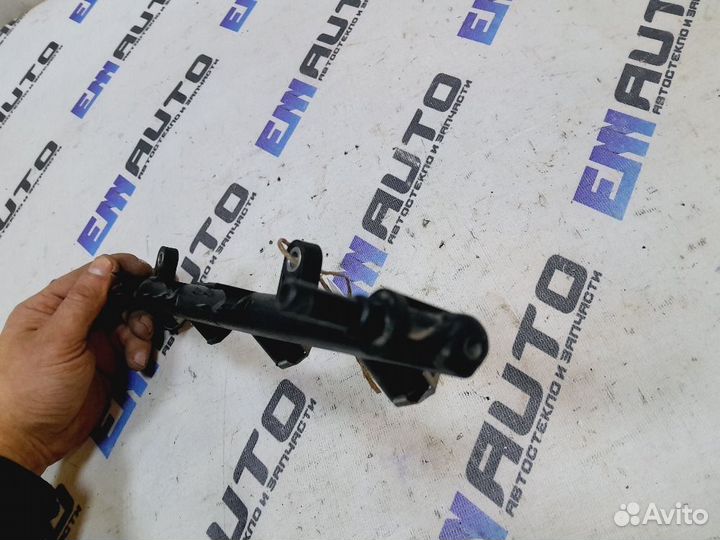 Топливная рампа Рено Меган 2