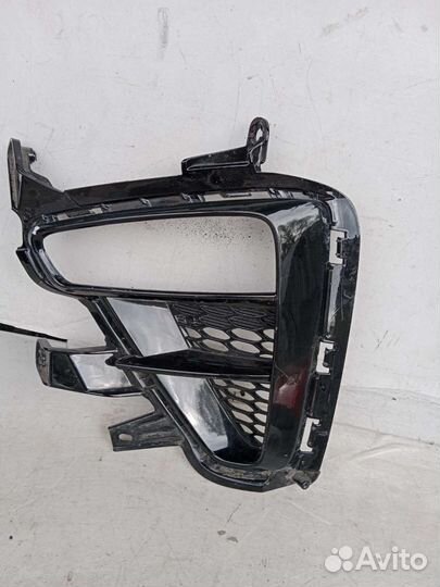 Окантовка птф левая Kia Ceed 3 2018 Н.в