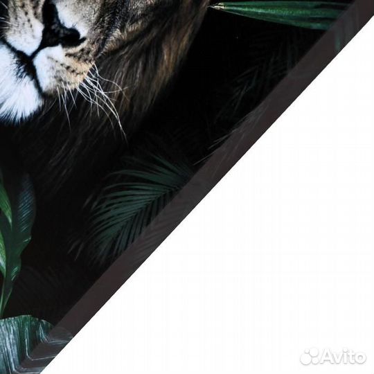 Картина на холсте 'Лев в листьях' 50х70 см
