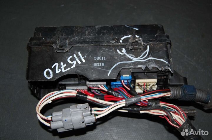 Блок предохранителей